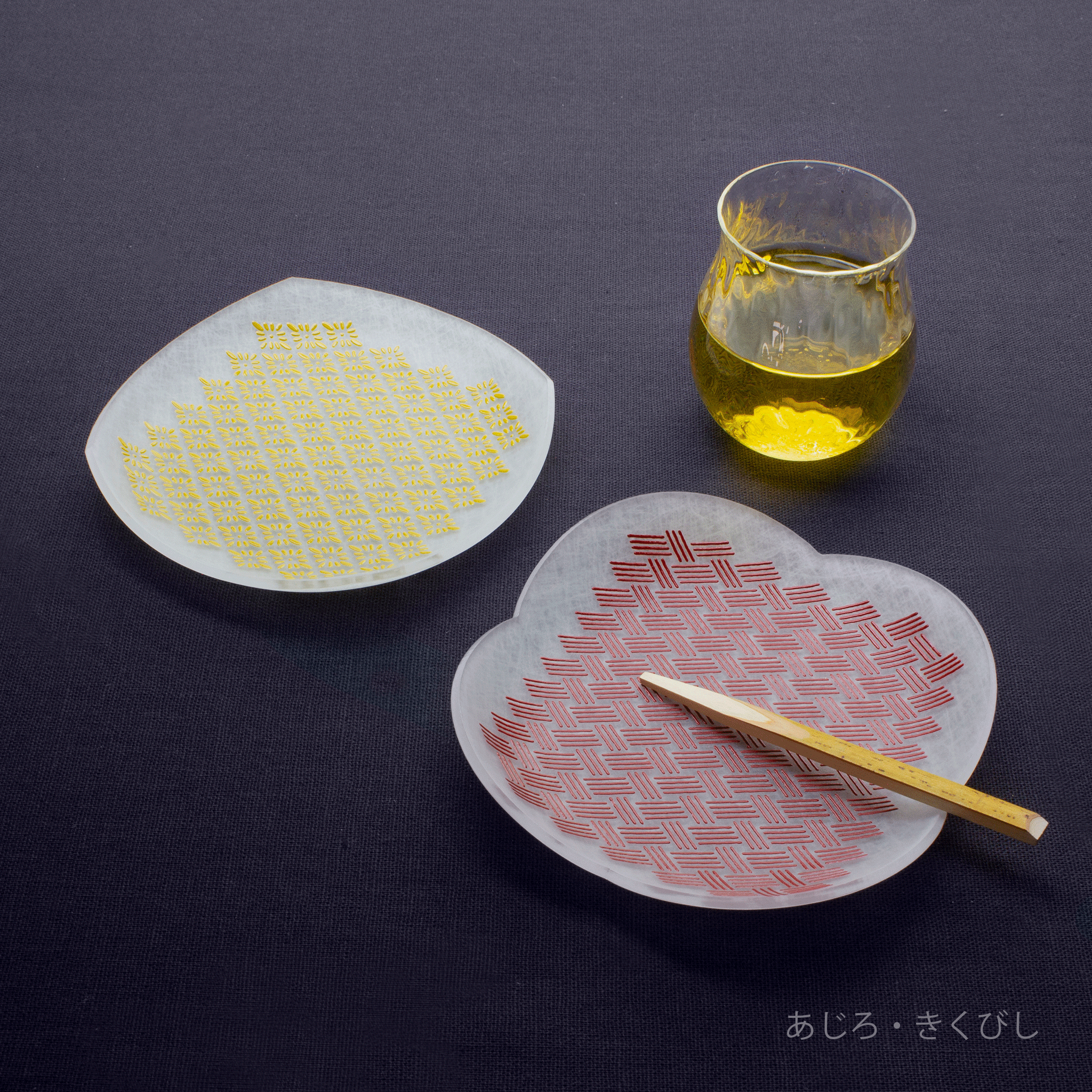 ひろみ◆タッパーウェア MMだ円6点セット＋スコップ×２　小口シール✖️２ ひろみ様専用◇タッパーウェア MMだ6点セット＋スコップ×2 小口