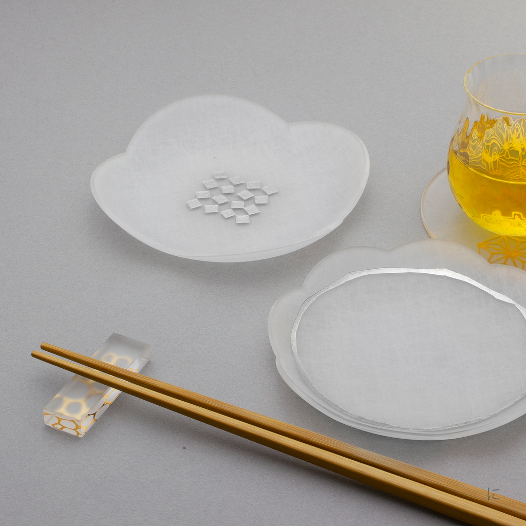 mimimama 豆皿2枚 箔 まめざら シルバー 2枚セット木箱入り – toumei