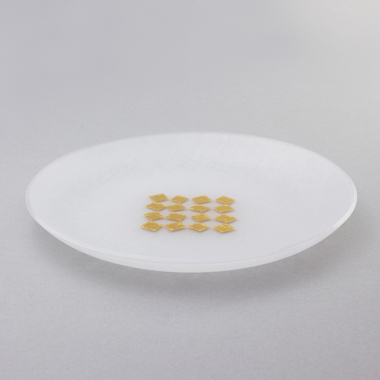 【新品】toumei プレート(豆皿×1、16cm×2、18cm×2)セット toumei 箔 mamezara 豆皿 2枚 セット 木箱入り 金箔 箔押し 日本